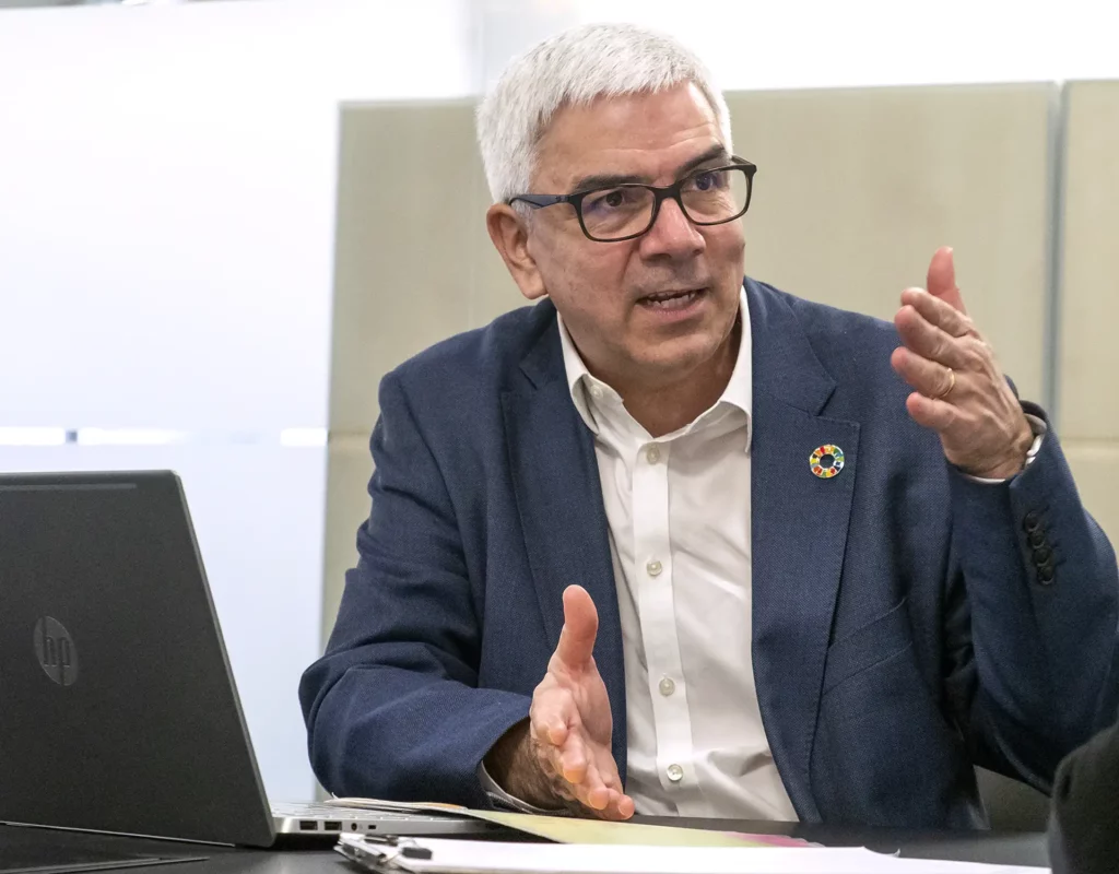 Profesional Pablo Vega